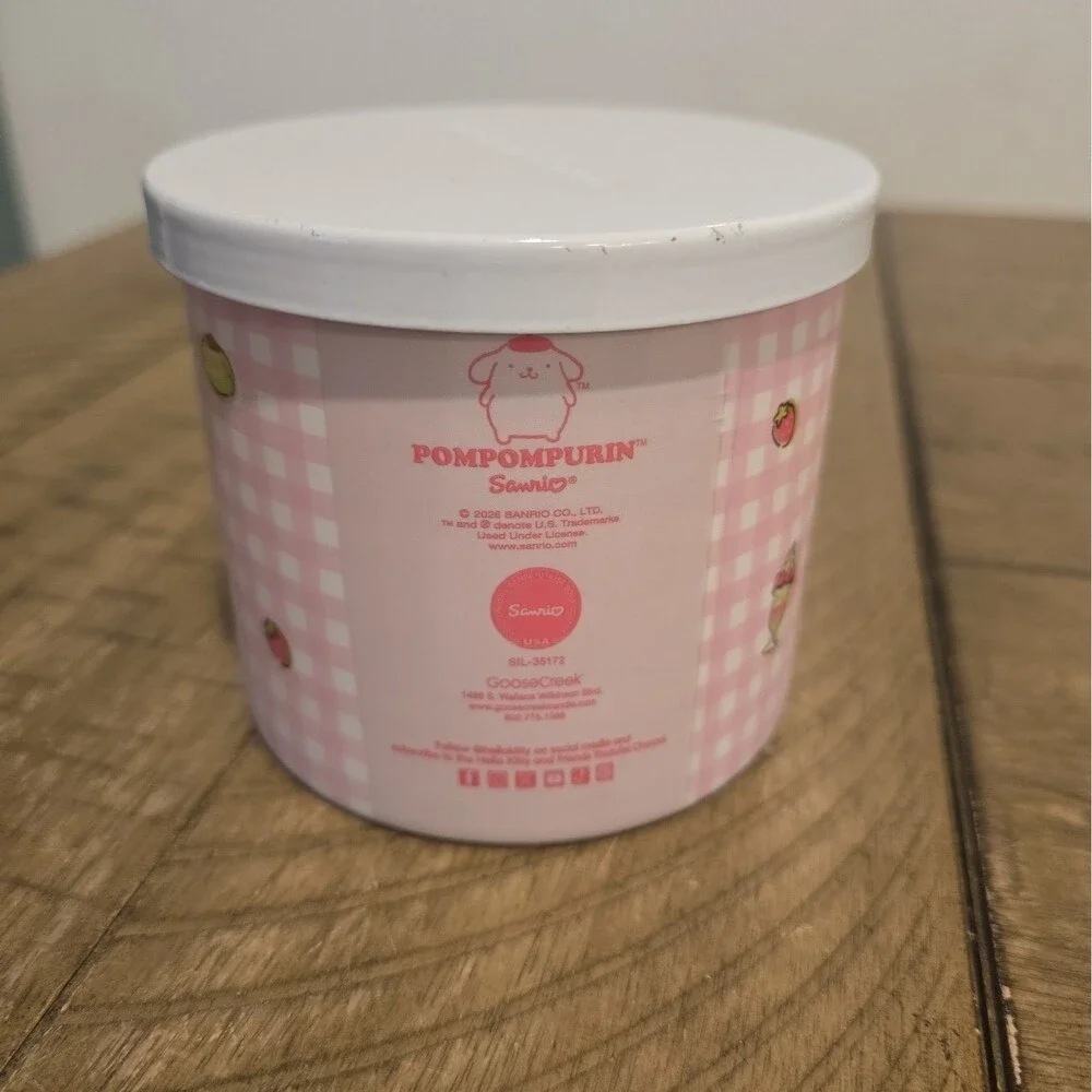 Goose Creek 3-Wick Candle- Hello Kitty- Pompompurin (14.5 oz) Strawberry